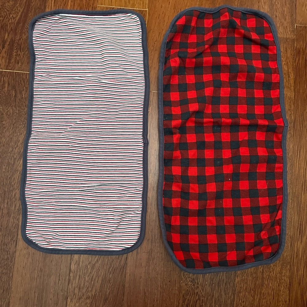 2X burp cloths